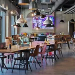Moxy Ostbahnhof 3*
