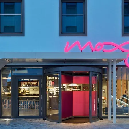 Moxy Ostbahnhof 3* Мюнхен