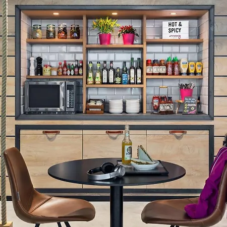 Moxy Ostbahnhof 3* Мюнхен