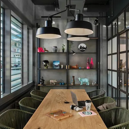 Moxy Ostbahnhof 3* Мюнхен