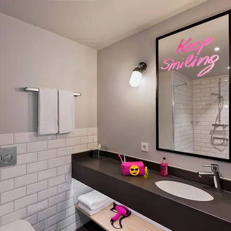 Moxy Ostbahnhof 3* Μόναχο