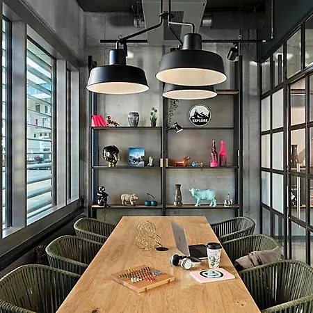 Moxy Ostbahnhof 3*