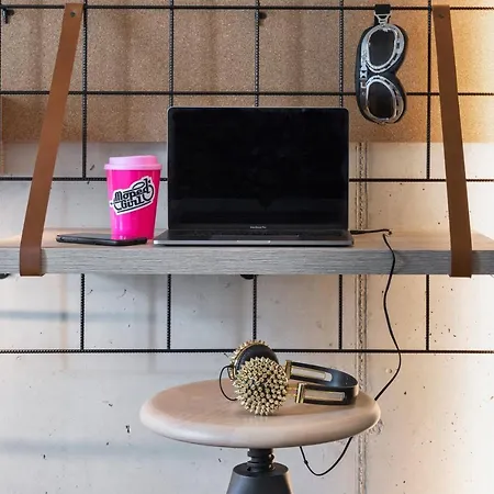 Moxy Ostbahnhof 3*