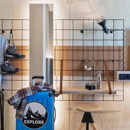 Moxy Ostbahnhof Hotell