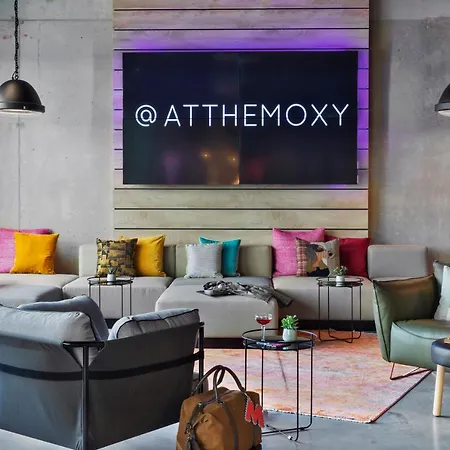 Moxy Ostbahnhof Hotell München