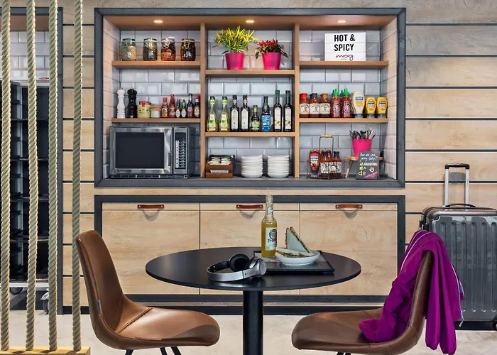 Moxy Ostbahnhof 3* München