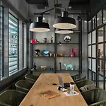 Moxy Ostbahnhof 3* מינכן